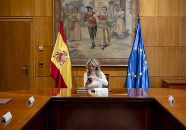 El PP denuncia que el Estado se quedará en impuestos y cotizaciones con 338 de los 756 euros que subirá el SMI este año