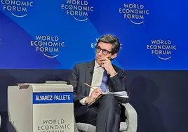 Álvarez-Pallete, en Davos: «Lo único que pedimos es que nos desregulen y nos dejen competir»