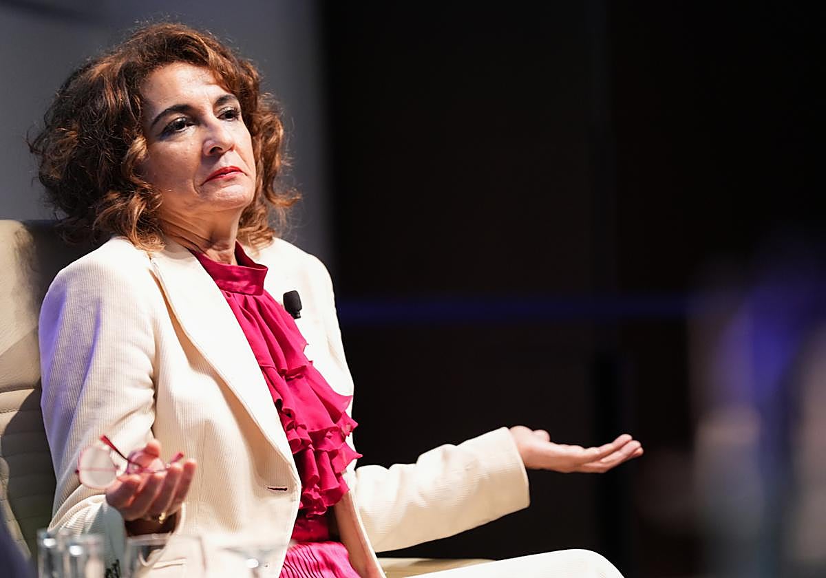 La vicepresidenta primera y ministra de Hacienda y Función Pública, María Jesús Montero