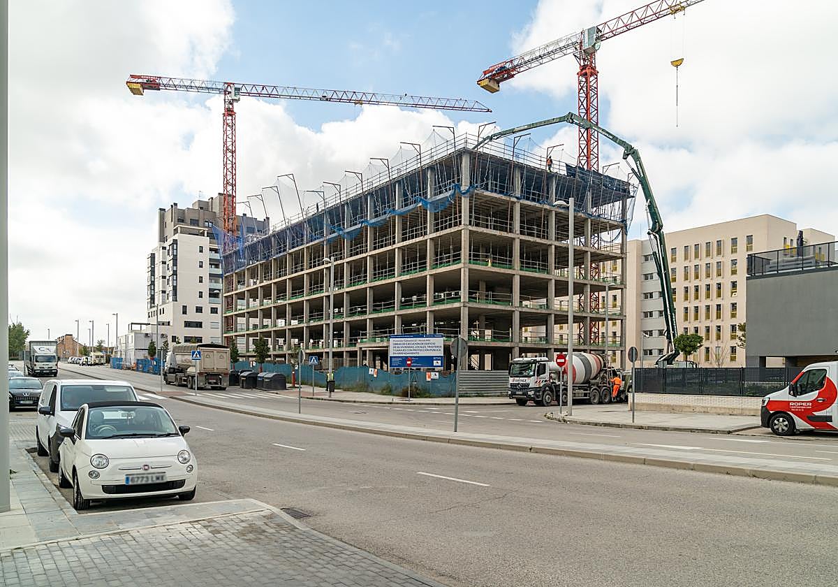 Construcción de un bloque de viviendas en Madrid