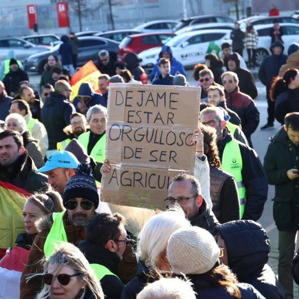 Los transportistas se unen a los agricultores y convocan un paro nacional indefinido