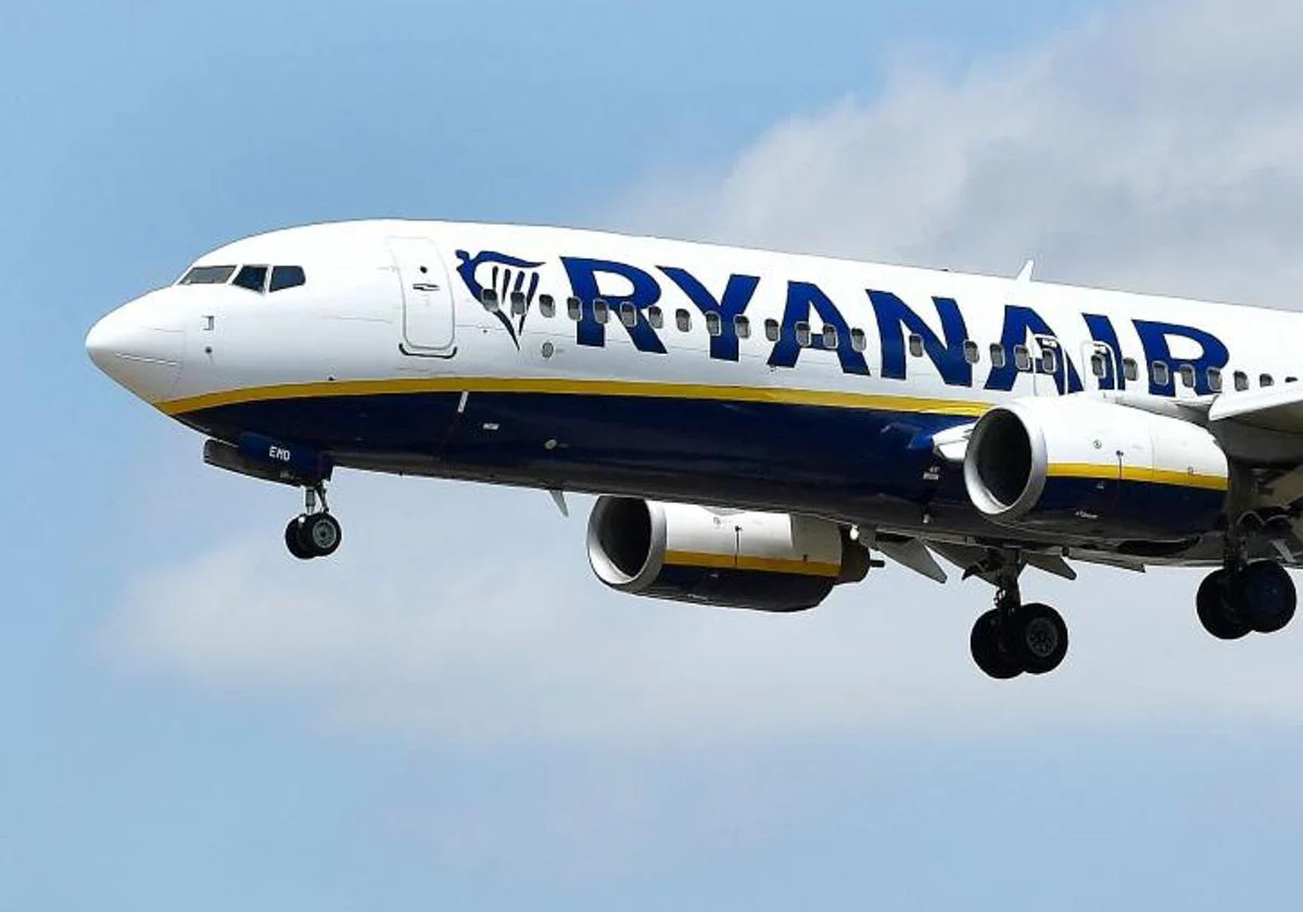 Ryanair se alía con TUI para vender sus vuelos y no cobrar más por los  servicios complementarios