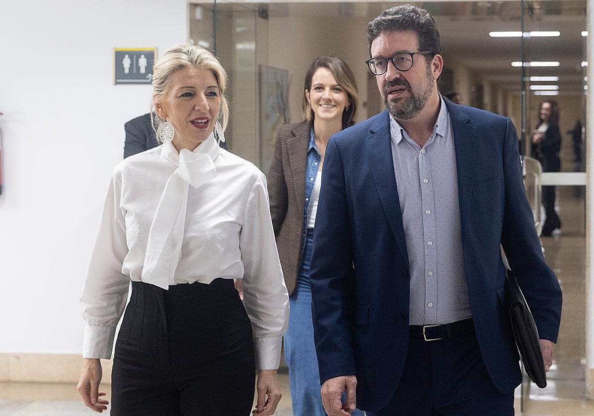 La vicepresidenta y ministra de Trabajo, Yolanda Díaz, y el secretario de Estado de Trabajo, Joaquín Pérez Rey