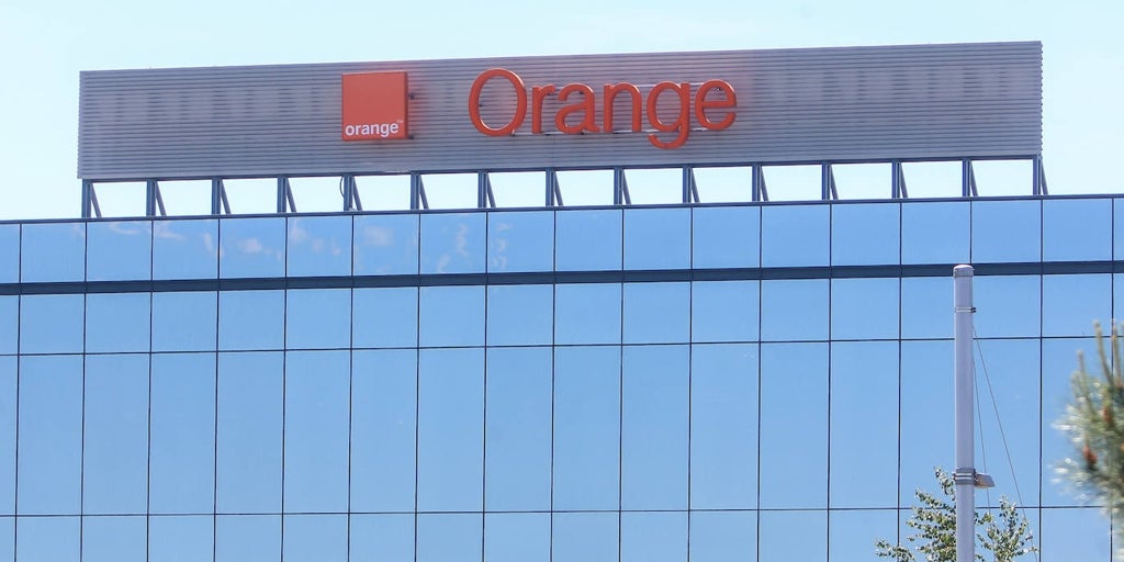 Bruselas aprueba las condiciones para la fusión de Orange y MásMóvil
