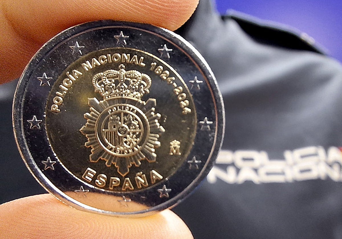 La Policía Nacional celebra su bicentenario con el lanzamiento de una moneda conmemorativa