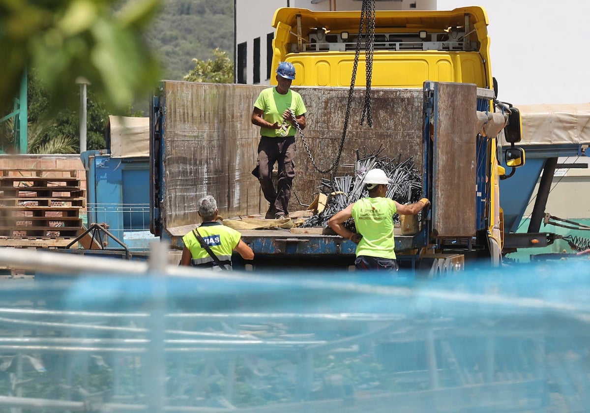 Estas regulaciones tienen como objetivo garantizar la calidad de vida de los residentes y promover un entorno urbano más habitable y respetuoso