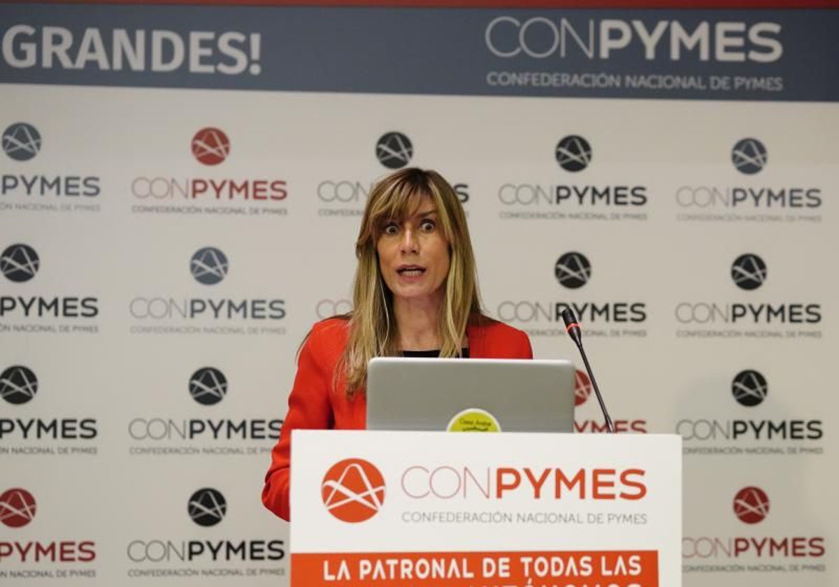 Begoña Gómez, mujer de Pedro Sánchez, en la presentación de Conpymes en mayo de 2021