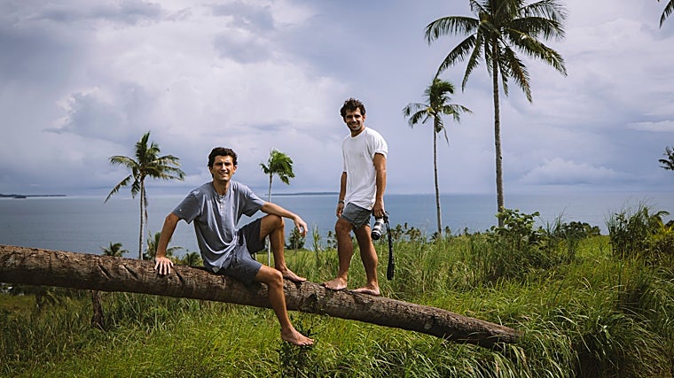 Blue Banana, la marca de ropa y aventura que nació en Instagram en 2016, empezó el año celebrando su salto internacional con la apertura de su primera tienda física en México. «La acogida ha sido fantástica», dicen Juan Fernández-Estrada y Nacho Rivera, sus fundadores