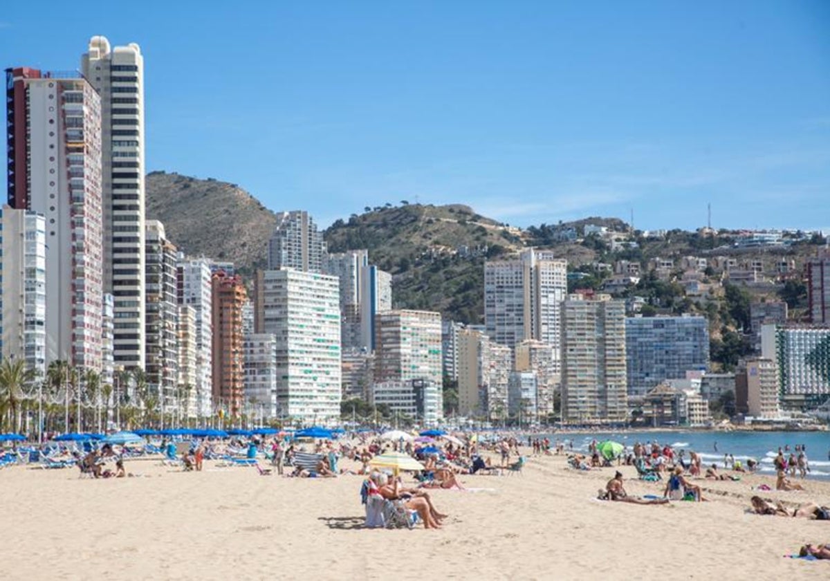 Turistas en Benidorm