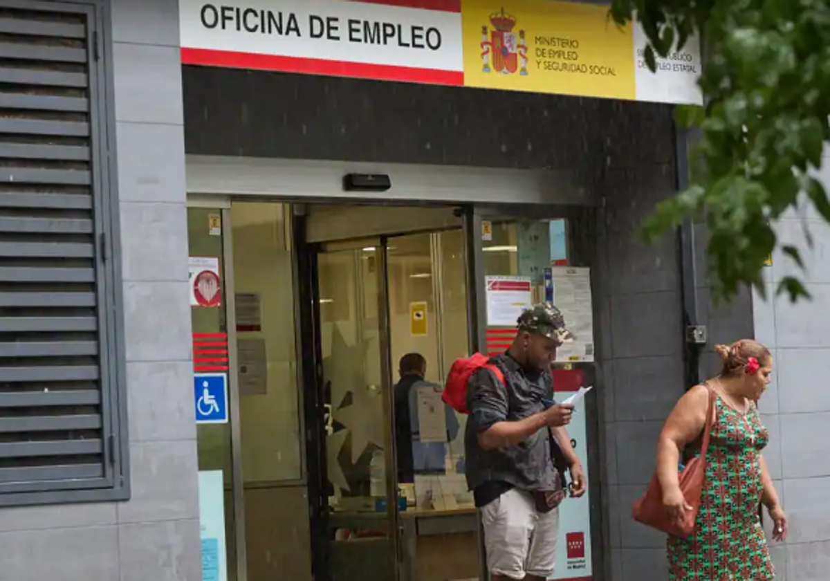 La oferta de trabajo del SEPE con sueldos de hasta 2.000 euros y contrato indefinido