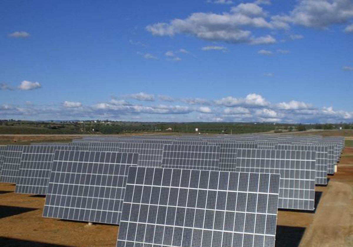 Imagen de una planta fotovoltaica en España