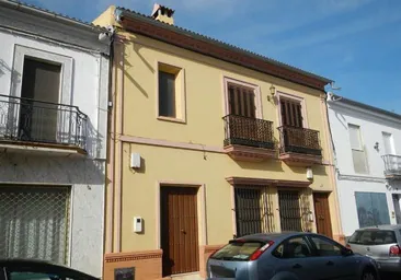 Servihabitat pone a la venta pisos y casas en Sevilla y su provincia desde 18.000 euros