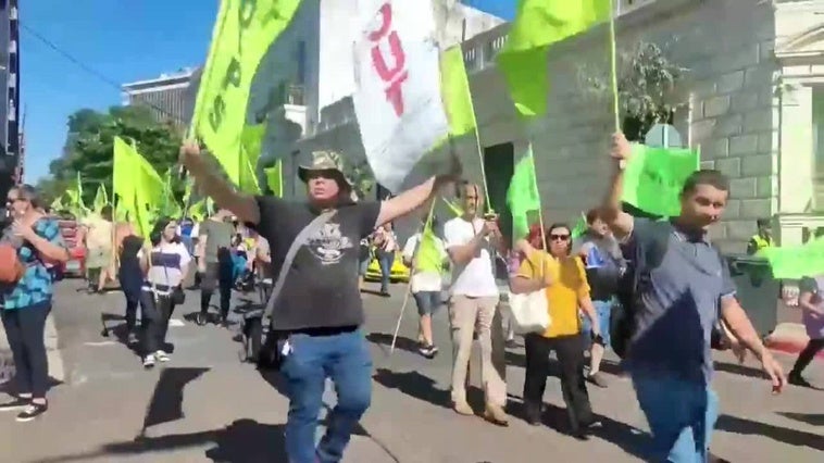 Trabajadores paraguayos marchan por salarios dignos y en defensa de la libertad sindical