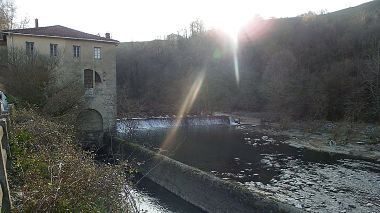 Central de Abaloz (Guipúzcoa), que data de finales del siglo XIX