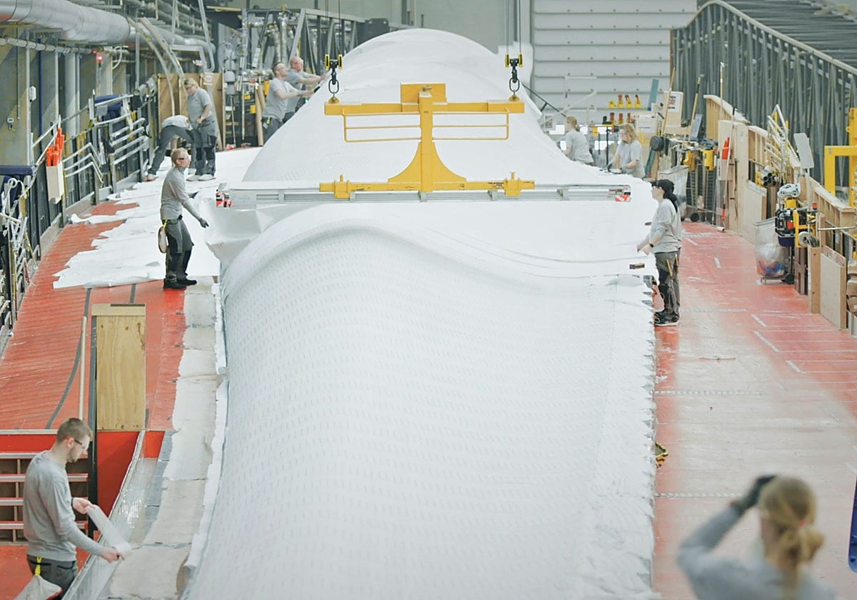Fabricación de la pala reciclable de Siemens Gamesa. Está en el mercado desde 2021