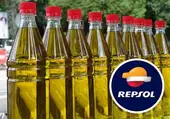 No tires el aceite de cocina usado: Repsol está regalando 30 céntimos por cada litro que lleves a sus estaciones