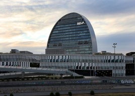 BBVA sigue adelante con la opa sobre el Sabadell y solicita autorización a la CNMC