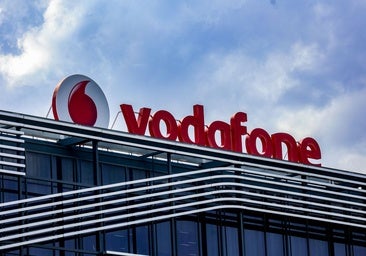 Rechazo total de los sindicatos tras proponer Vodafone 24 días y 14 mensualidades en su ERE