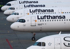 Lufthansa aumenta el precio de los billetes en Europa con un suplemento ambiental