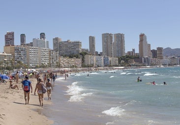 España supera los 33 millones de turistas hasta mayo, un 13,6% más, y enfila una nueva temporada récord