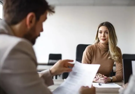 Quit Tok, la moda viral de dejar el trabajo en vivo y que cambia el mítico «estás despedido»