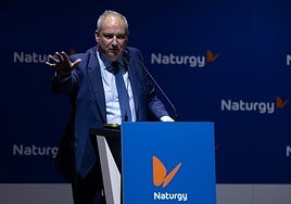 Reynés (Naturgy) pide al ministro Hereu un marco normativo simple para la inversión industrial