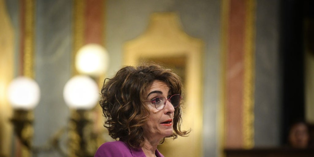 Junt, Hükümetin açık yoluna karşı oy kullandı ve 2025 Bütçelerini durdurdu