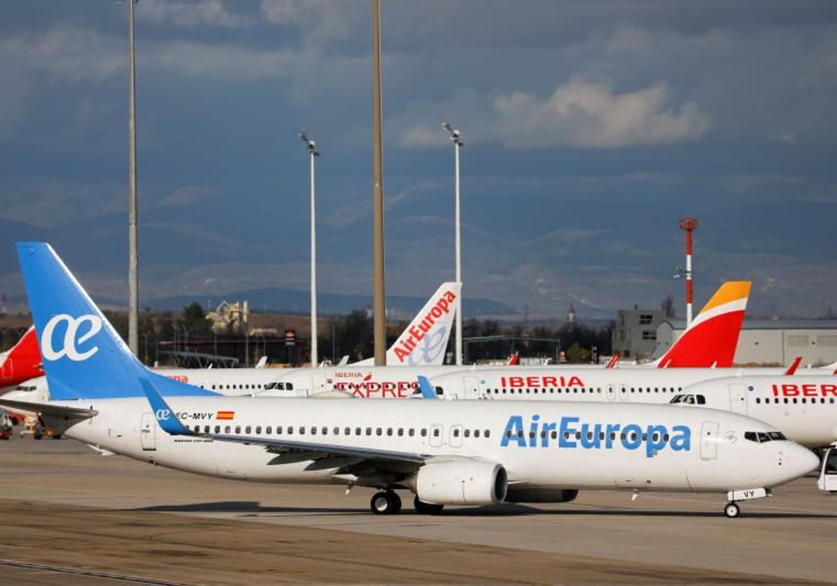 Aviones de Iberia y Air Europa