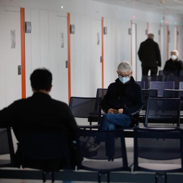 Las bajas por enfermedad se duplican en la última década