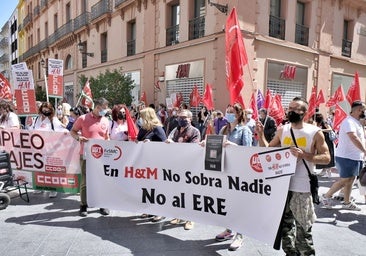 Empiezan las negociaciones del ERE en H&M que afecta a 521 trabajadores