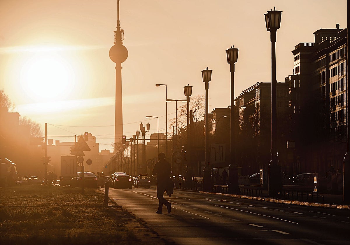 Una vista general de la calle Frankfurter Allee, en Berlín