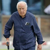 Amancio Ortega cumple diez años al frente de la lista Forbes