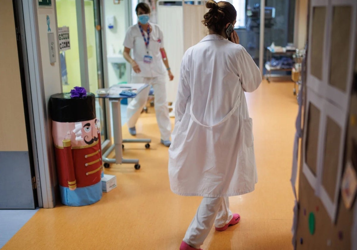 Personal médico en un centro sanitario