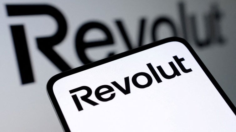 Revolut reta a la banca tradicional e instalará sus primeros cajeros en España en 2025