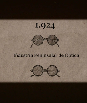 Imagen secundaria 2 - En la primera foto, Francisco Prats Galino, actual consejero delegado y nieto del fundador. En las otras, la fábrica actual que Prats tiene en Madrid y una imagen promocional del negocio en 1924, el año de su fundación