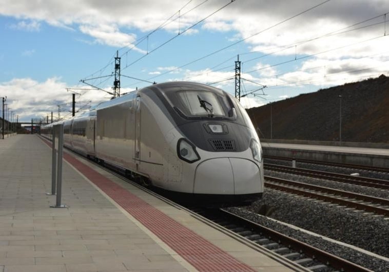 Una nueva avería en los trenes Avril agrava el choque entre Renfe y Talgo