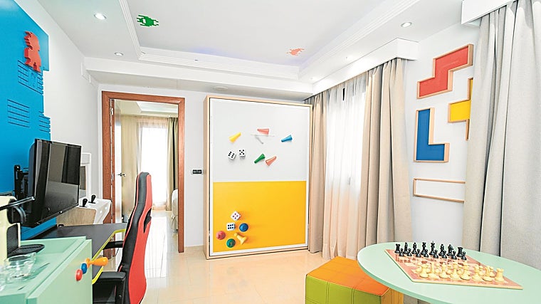 Una de las habitaciones temáticas del hotel Magic Games