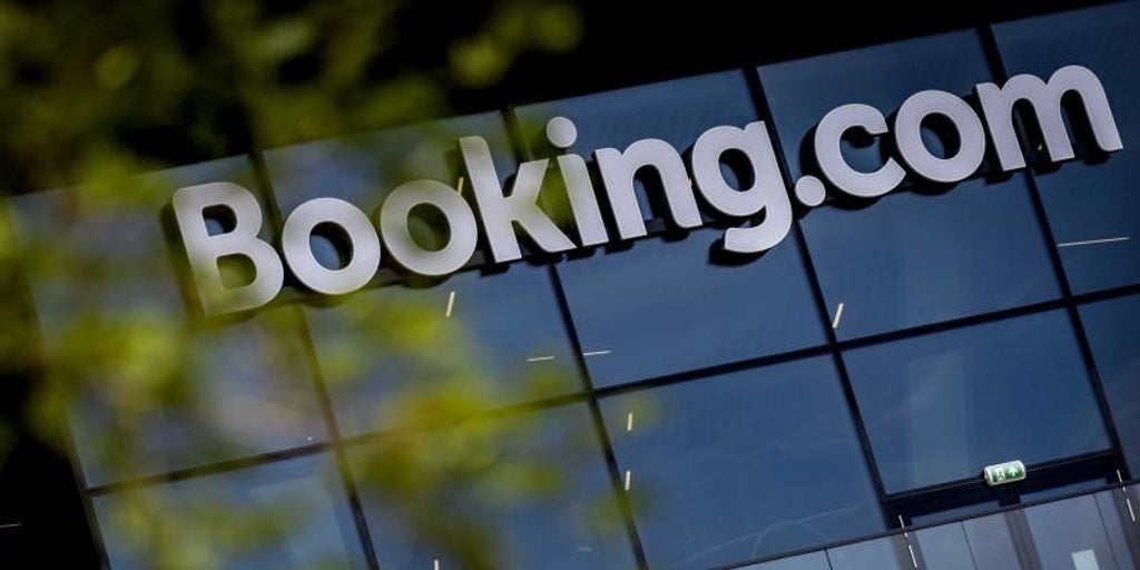 Booking asegura que más de 1.000 pequeños alojamientos españoles facturan un millón de euros en la plataforma