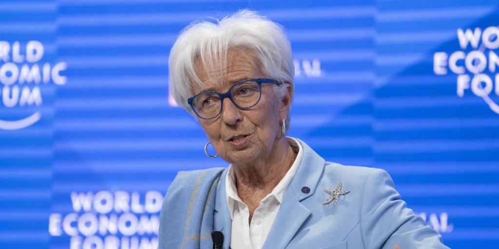 Lagarde espolea a los funcionarios de Bruselas y pide objetivos de Mercado Único de Capitales para finales de 2025