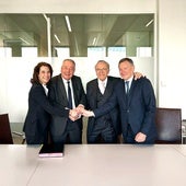 Estelle Brachlianoff, CEO de Veolia, Antoine Frérot, presidente de Veolia, Isidro Fainé, de CriteriaCaixa y Ángel Simón, consejero delegado de CriteriaCaixa