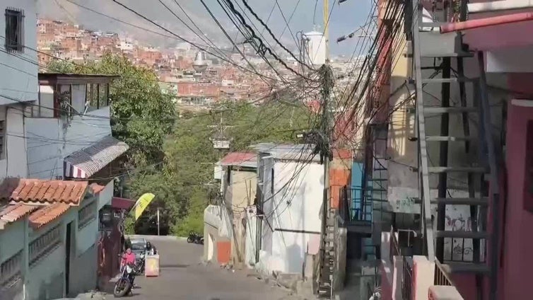 Venezuela revoca licencia a cableoperadora por violación a los derechos de los usuarios