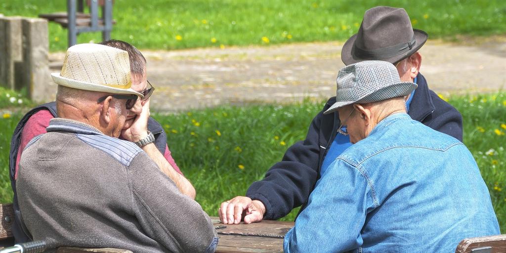 Cuándo se cobran las pensiones en marzo: la fecha en Caixabank, Santander, ING, BBVA y resto de bancos