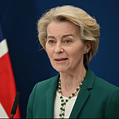 Von der Leyen ofrece «aranceles 0» para bienes industriales