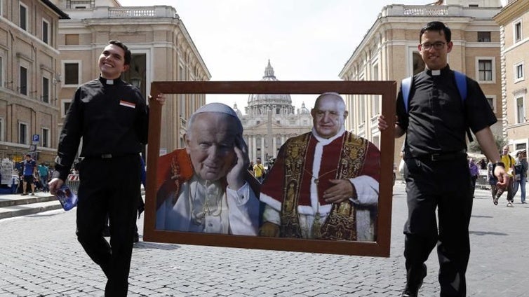 Teresa de Calcuta o los pastores de Fátima: los cerca de mil santos que deja Francisco, más que ningún otro Papa