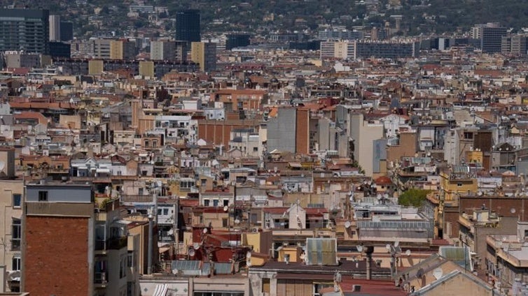 Dos años de ley de Vivienda: España pierde 120.000 pisos en alquiler y las rentas se disparan un 26%