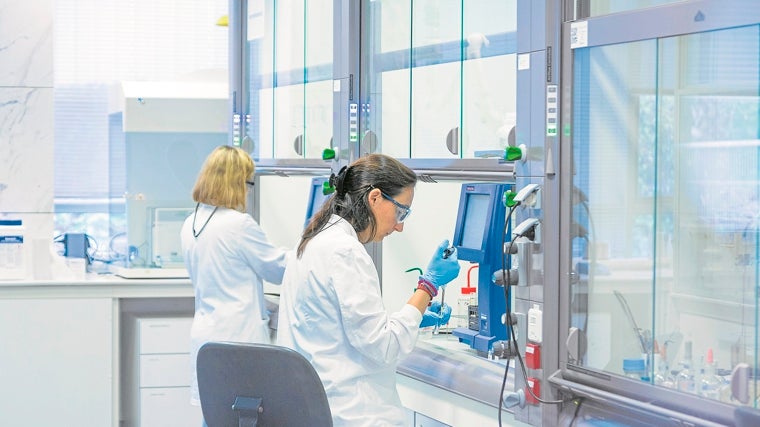 Almirall ha lanzado un 'hub' de innovación científica con el objetivo de fomentar la colaboración abierta entre distintos actores del ecosistema de ciencias de la vida