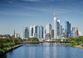Los 'sabios' alemanes vuelven a rebajar su previsión de crecimiento y la economía germana cerrará 2025 en el 0,00%
