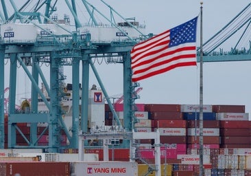Trump desafía el poder naval de China, que ya construye la mitad de la flota mundial