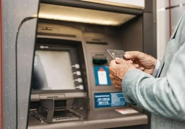 Cuándo se cobran las pensiones en junio: fecha en Caixabank, Santander, ING, BBVA y resto de bancos