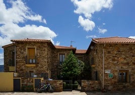 El alquiler turístico aporta más de 5.500 millones de euros al comercio rural, según Airbnb